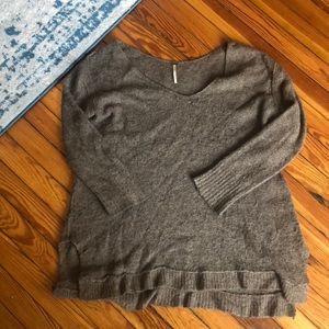 FREE PEOPLE SWEATER